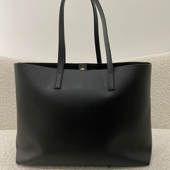 Authentic Pre-owned Saint Laurent Shopping E/W leather tote bag - Picture 2 of 16